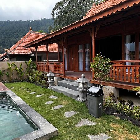 Starlake Villa & Glamping Kubupenlokan Exteriör bild