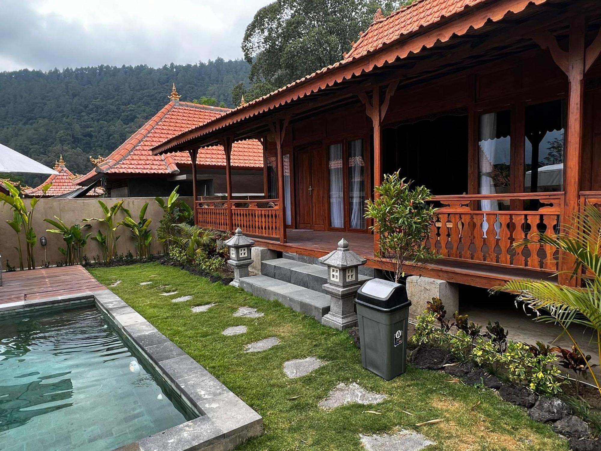 Starlake Villa & Glamping Kubupenlokan Exteriör bild