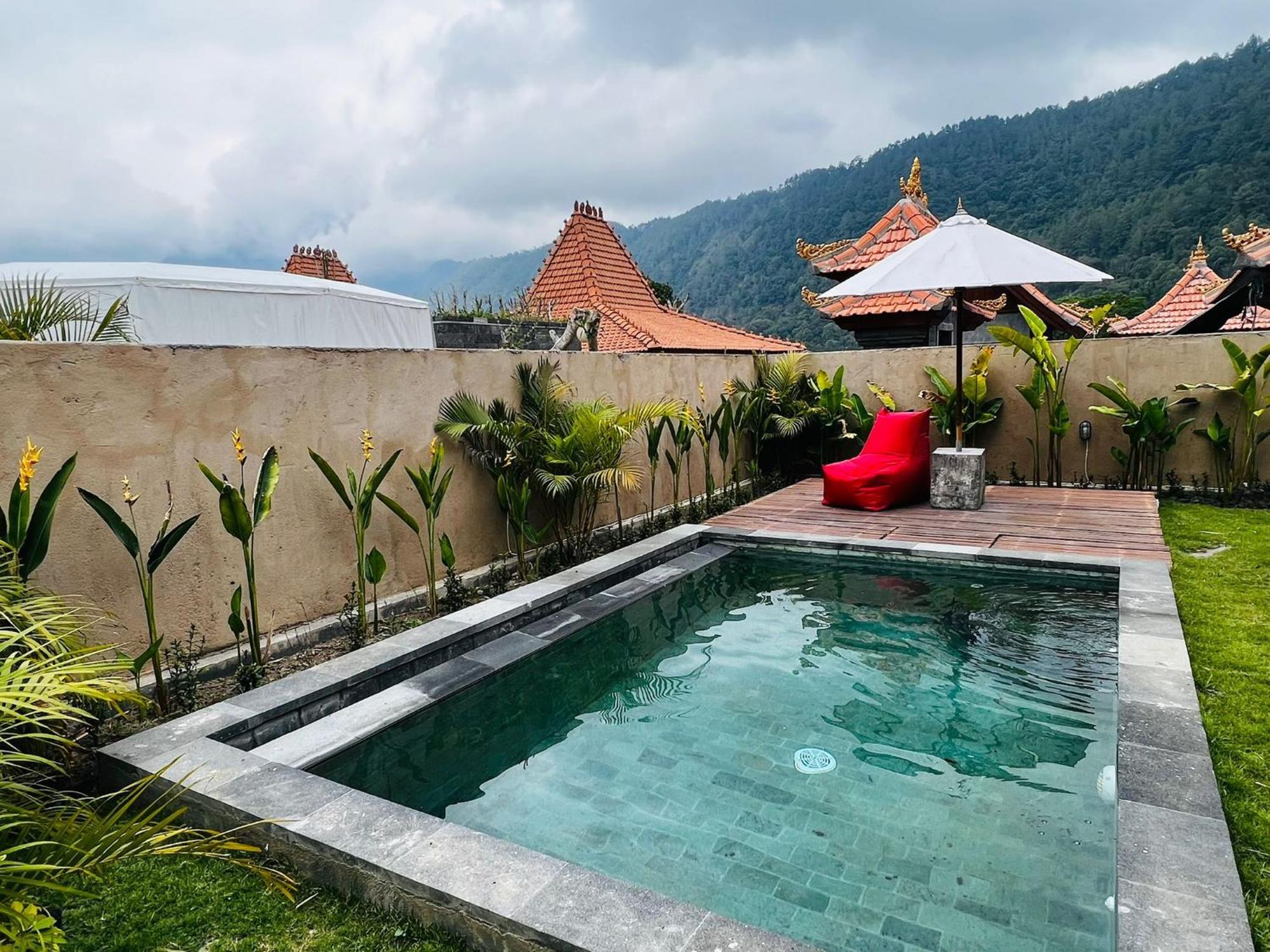 Starlake Villa & Glamping Kubupenlokan Exteriör bild